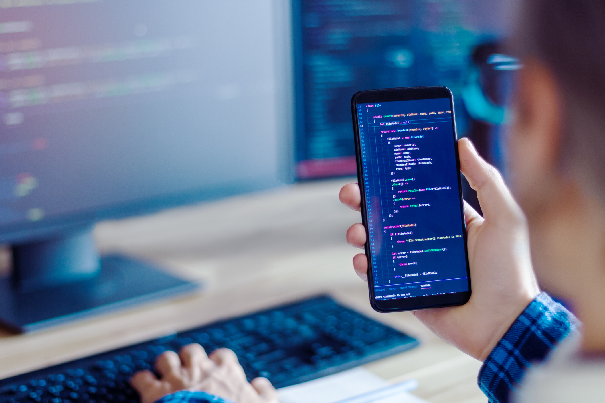 Мобильная разработка, почему стоит обратить внимание на эту сферу