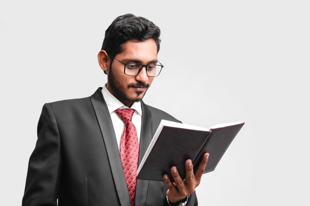 What is the Difference between Outsourcing and Outstaffing