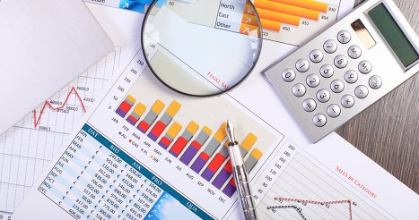 Ручка, электроника, пульт дистанционного управления - изображение с тремя ключевыми словами.