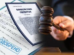 Текстурная картина с дымным трубкой в помещении.