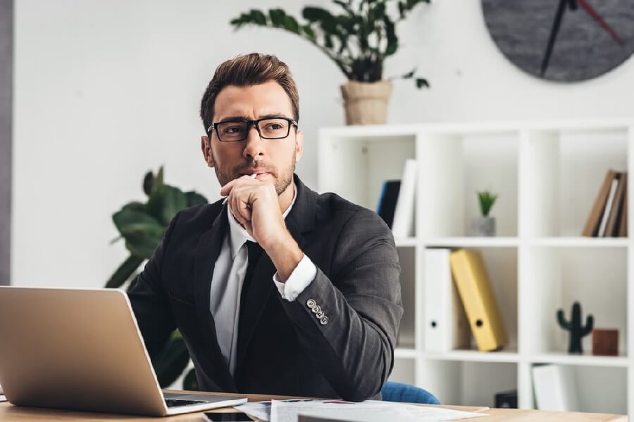 The Top 5 Exciting Real-World Uses for AR and IoT