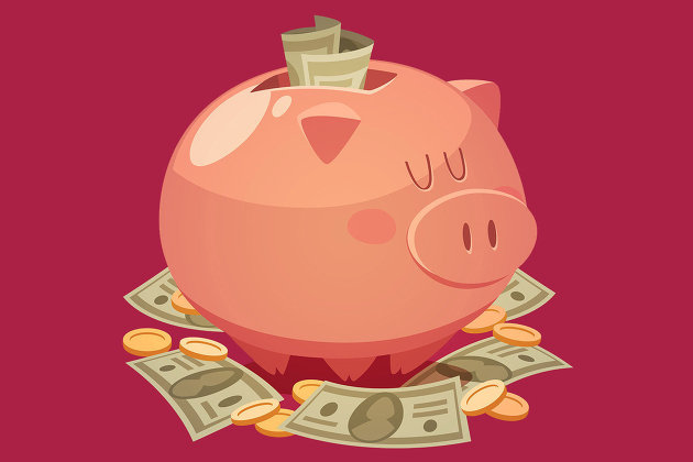 Копилка под видом торта с кремом - сладкое угощение на день рождения.