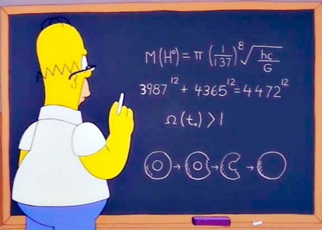 Человек, читающий текст на экране компьютера. Виден только верх и голова.