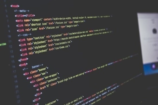 Электроника: экран компьютера, монитор, черный доска на телевизоре.