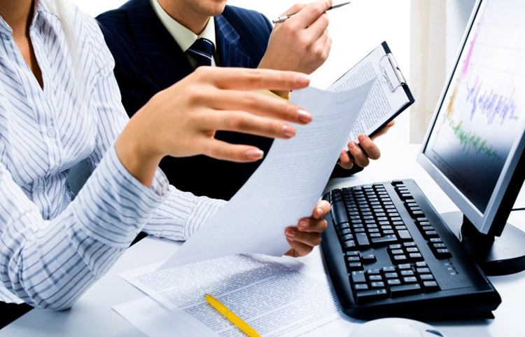 Как заработать денег и сэкономить силы: трудоголики