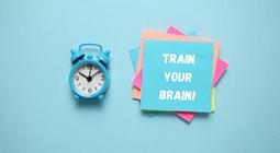 Первая помощь: часы будильника с изображением часов.