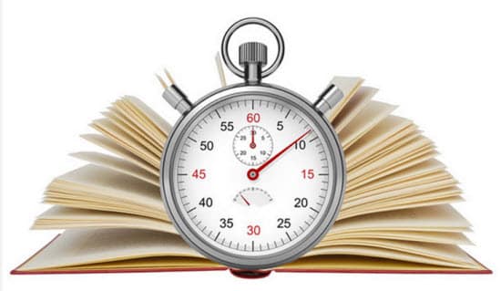 Хронометр на фоне яркого света - идеальный способ отслеживать время.