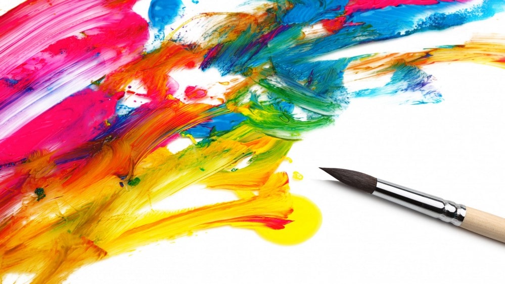 Кисть - необходимый инструмент для устройства, обеспечивающий идеальный результат.