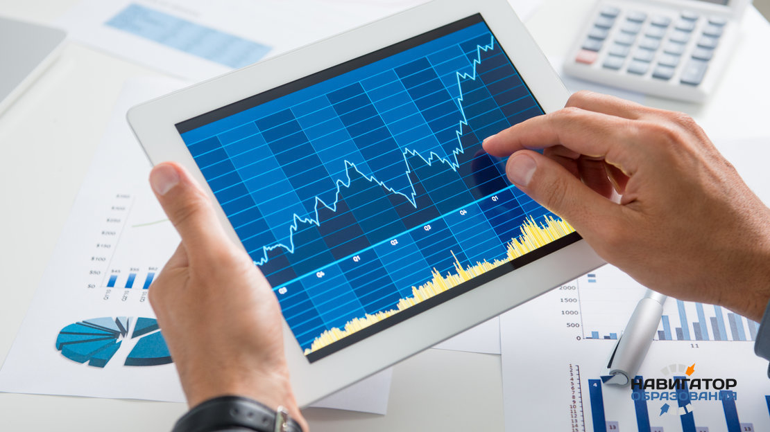 Компьютер и планшет: электроника в одном изображении.