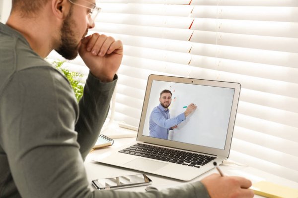 Заработок на просмотре видео: проверенные способы + 15 надежных сайтов, которые платят