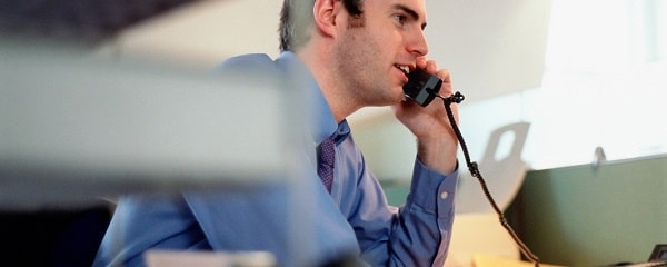 Как сделать голос грубее и улучшить его звучание: упражнения и советы