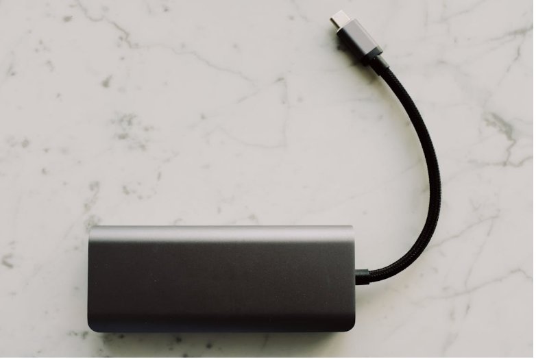 How To Survive Long Layovers On Your Business Trip