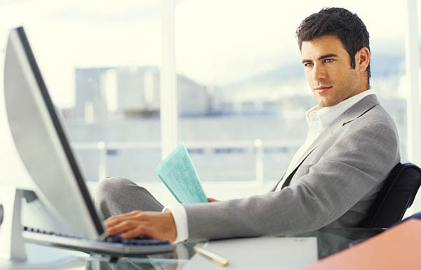 Best 16 Ways to Ensure Customer Service Agents Stay on Top of the Game