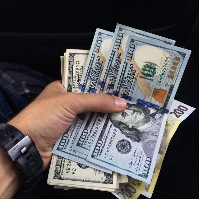 Как стать богатым обычному человеку: самое полное руководство