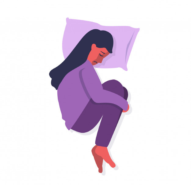 Фиолетовая женщина в длинном рукаве танцует с выразительным лицом - художественное произведение.