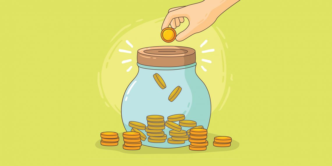 Стеклянная банка для консервирования овощей и фруктов - идеальная хранительница.