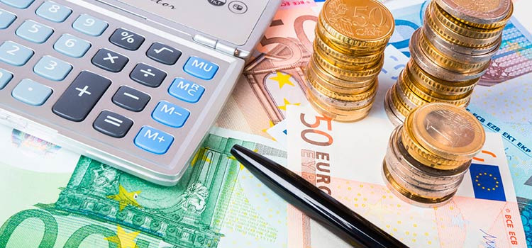 Электроника: компьютер ноутбук PC.