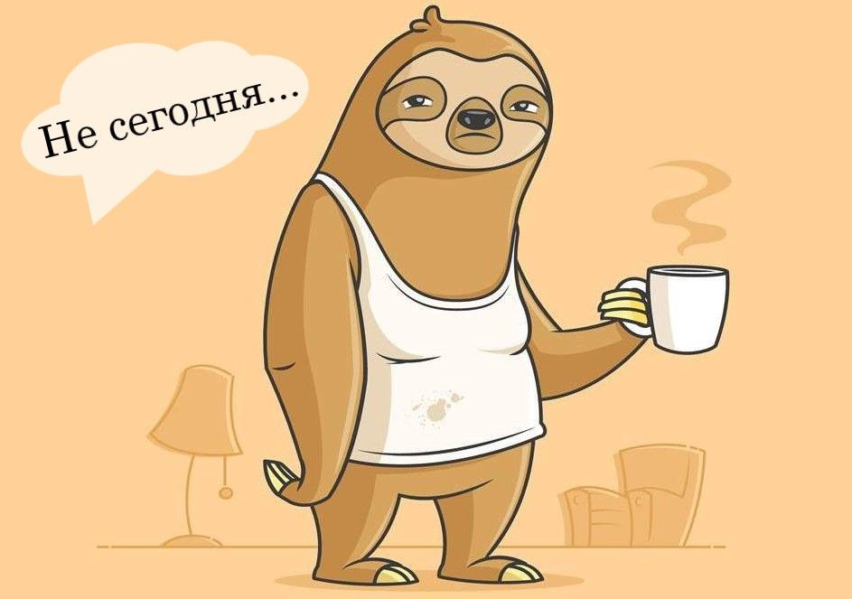 Человек с чашкой в руках на фоне портретной фотографии с лицом.