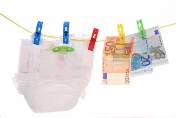 Подгузник для младенцев - эффективная защита от протеканий.