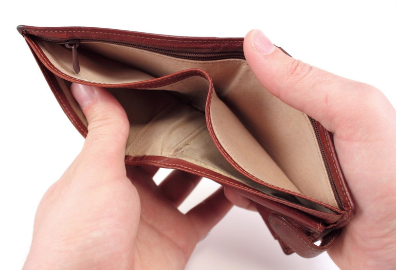 Аксессуары для малышей: кошелек и сумочка, человек с ребенком.