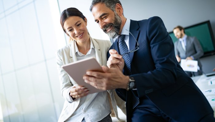 Who Is A Business Growth Consultant & Why Hire One?