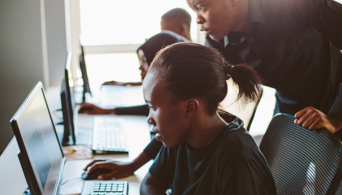In-House vs. Outsourced Data Annotation Projects