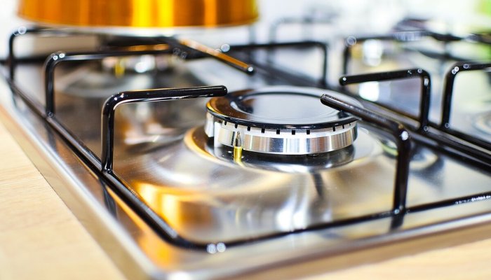 Жильцы обязаны заключать новые договоры с газовыми компаниями