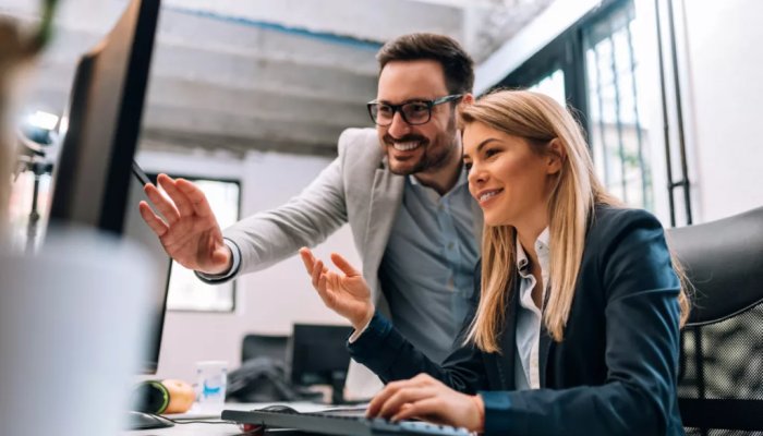 7 Ways To Build a High-Performance Marketing Team For Your Business
