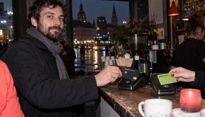 Revolut Business vai Wise Business: valūtas apjoms apgriež izmaksas