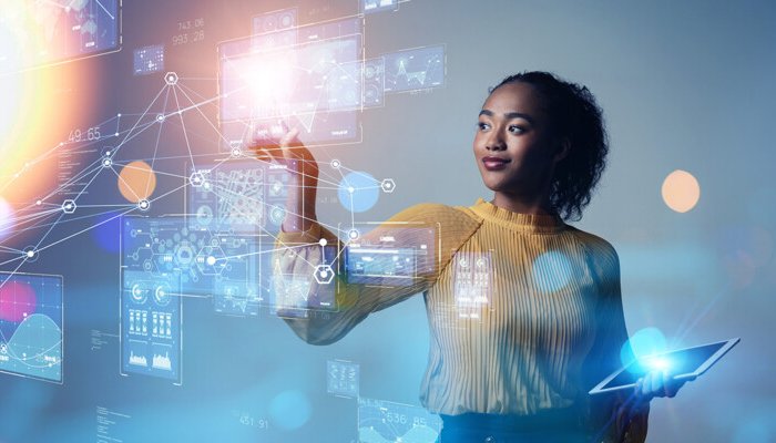 How to Succeed in the Tech Industry: 5 Best Courses for a Skills Upgrade