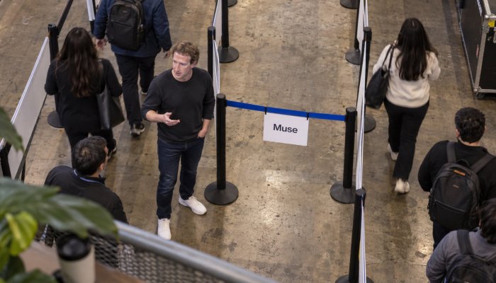 Zuckerberg نے مشترکہ AI سست روی رد کردی، market کو محافظ مان لیا