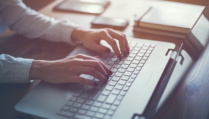 The Main Benefits of Writing Services for Non-Native English Speakers