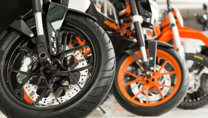 Six Reasons You Should Install a Motorcycle GPS Tracker
