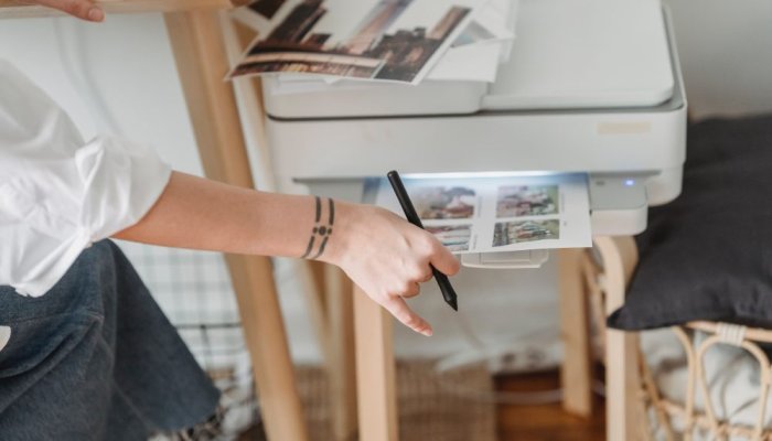11 Benefits of Online Printing Services
