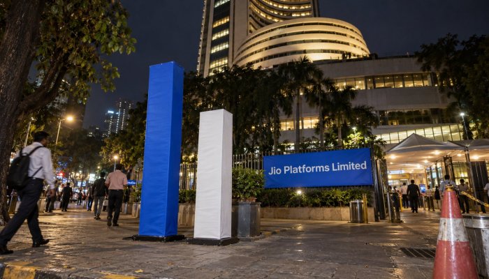 Jio идёт на IPO за $3,2 млрд — прибыль выросла лишь на 9%