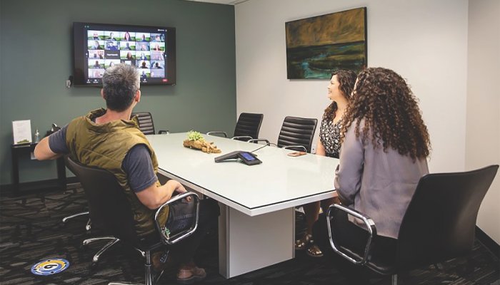 How To Incorporate Technology in Your Office in Eight Easy Steps