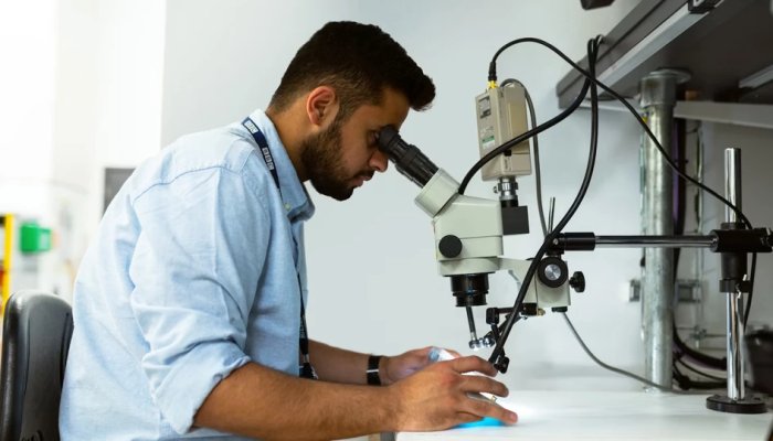 Как устроена работа судмедэксперта