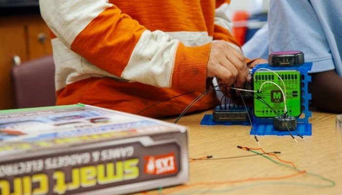 6 Factors to Consider When Buying Electronics for Your Kids