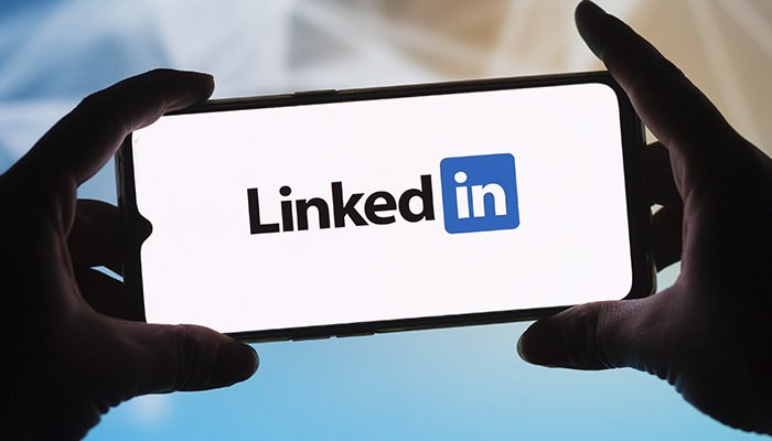 How to youse LinkedIn in a Professional Office?