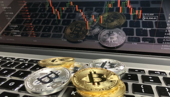 Криптовалютные биржи для России: варианты без санкций в отношении россиян
