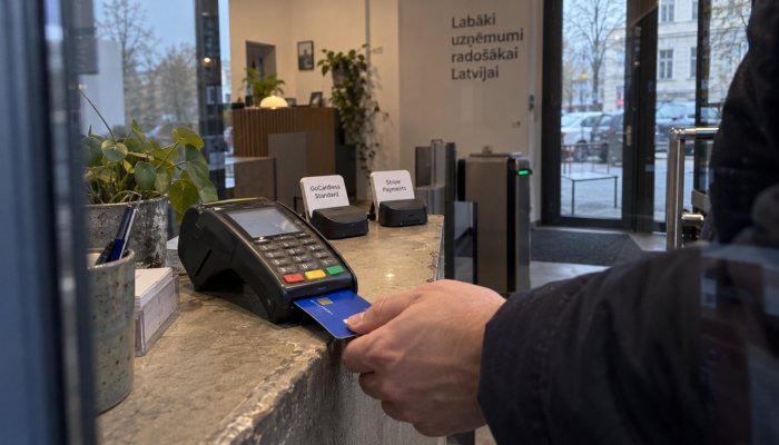GoCardless vai Stripe: lielam abonementam kartes ērtums var maksāt vairāk