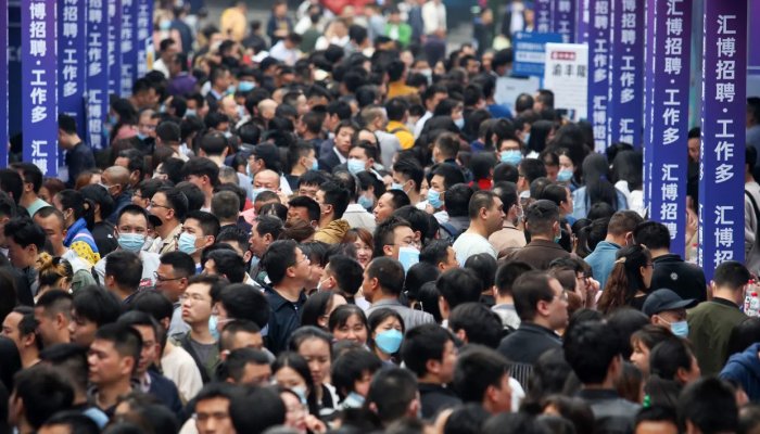 China Suspends Youth Unemployment Data for Long Time