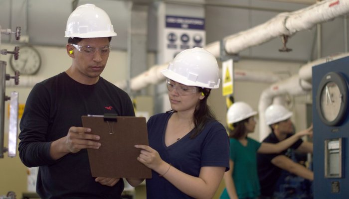 Who Says Industrial Components Industry is Hard to Manage?