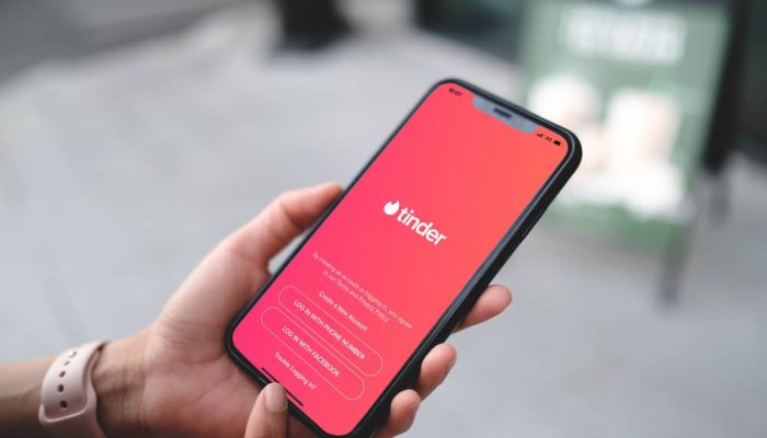How to Keep Yourself Safe When Using Tinder