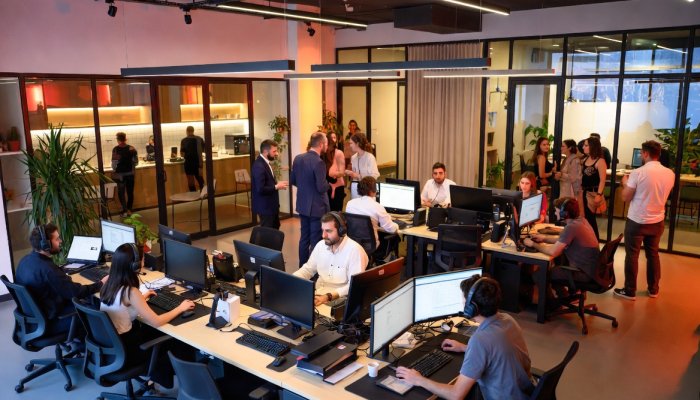 The Value of One Office Day a Month: How Minimal In-Person Contact Boosts Productivity and Retention in Remote Teams