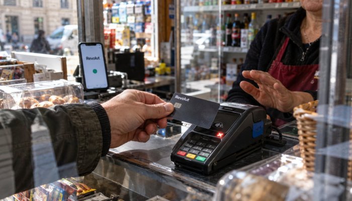 Leállt a Revolut: a státuszoldal még zöld volt, miközben fizetni sem lehetett