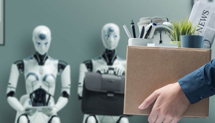 Billionaire Sips Margaritas as He Predicts How AI Will Kill Jobs for the Most Desperate People