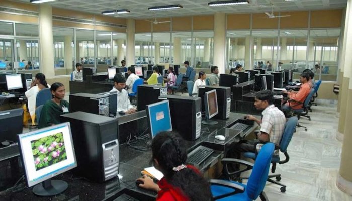 7 Unique Year-End Appreciation Ideas for Your IT Employees