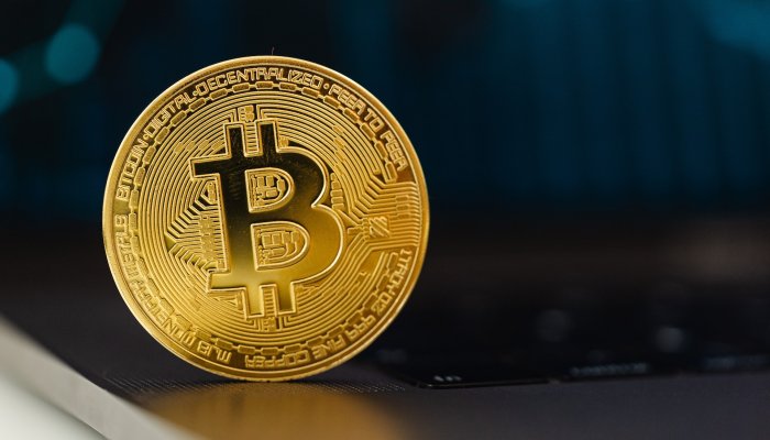 Unraveling the Bitcoin Puzzle: 8 Ingenious Ways to Add BTC to Your Investment