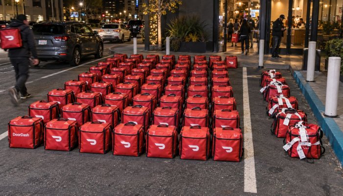 DoorDash dọn feature flag bằng AI: 45/50 pull request dùng được